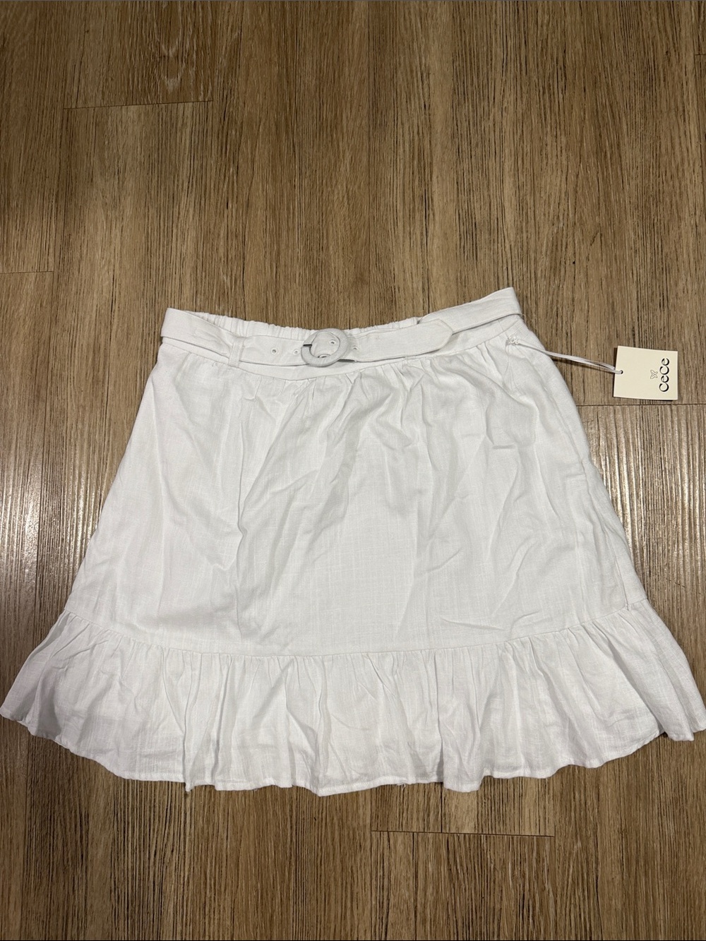 New CECE White Ruffle linen Skirt with Belt size 10